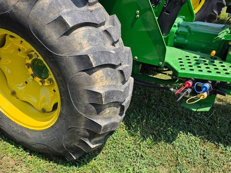 john-deere-5203-image-26