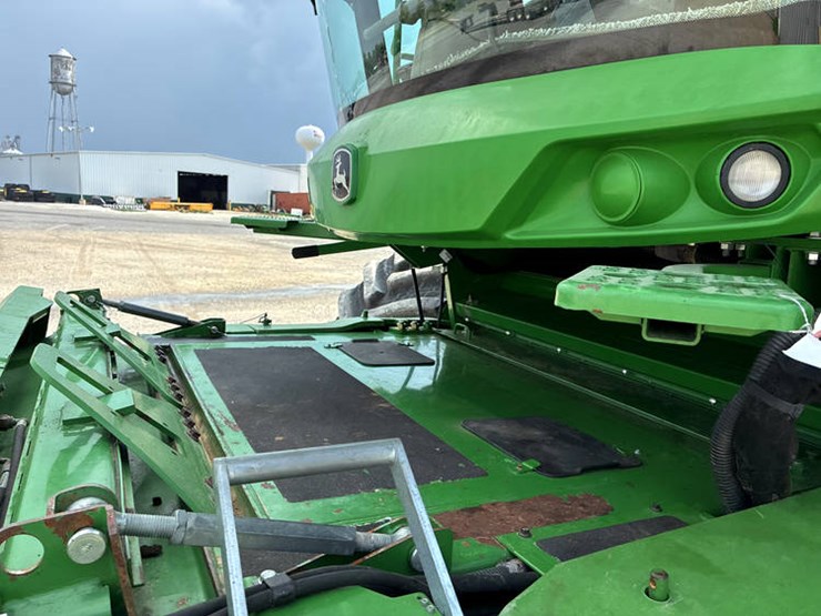 2017-john-deere-s680-image-14
