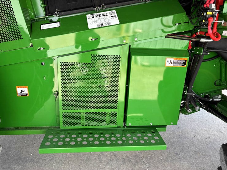 2023-john-deere-s780-image-59