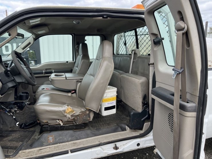 2008-ford-f350-xl-image-15