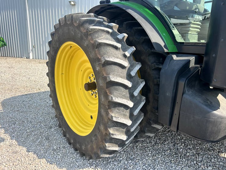2012-john-deere-8285r-image-49