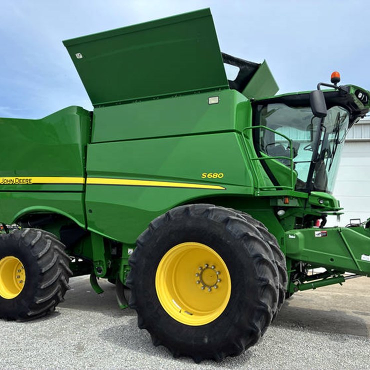 2017 JOHN DEERE S680