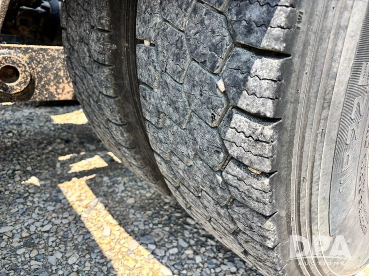 2016-kenworth-t880-image-34