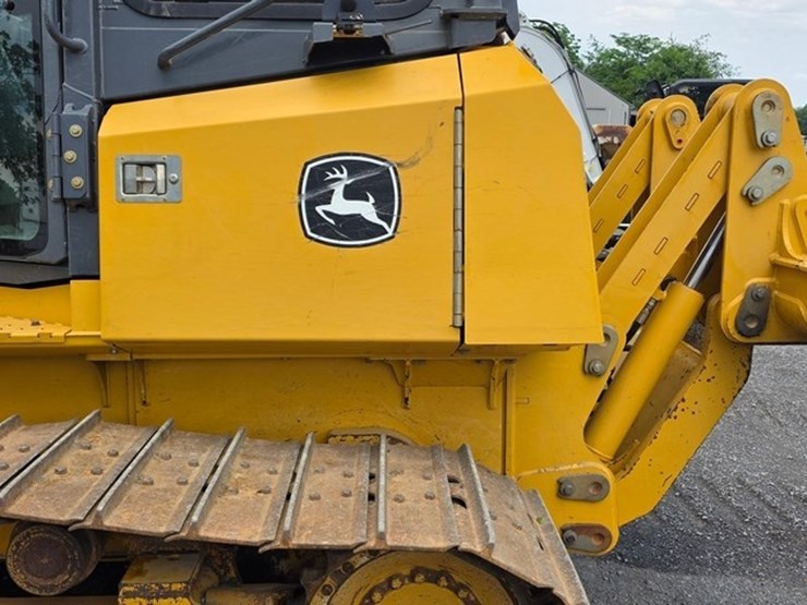 2014-deere-700k-lgp-image-19