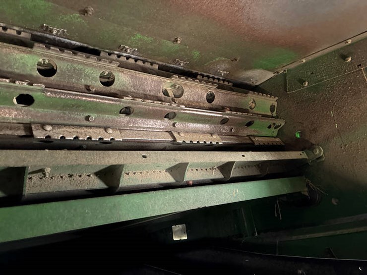 2014-john-deere-s690-image-56