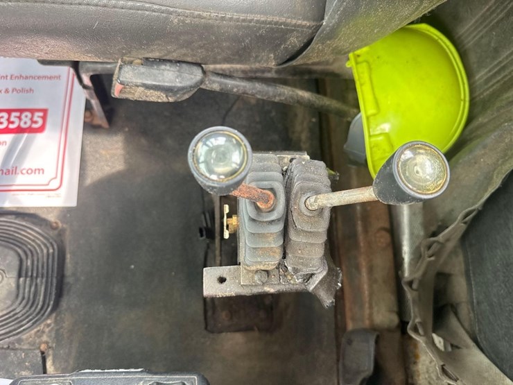 2001-mack-rd688s-image-38