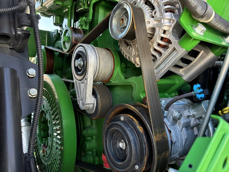 2023-john-deere-9r-440-image-76