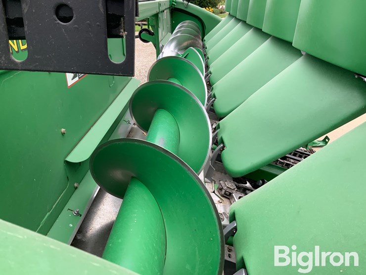 2013-john-deere-608c-image-18