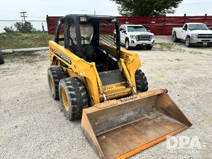 john-deere-250-image-4