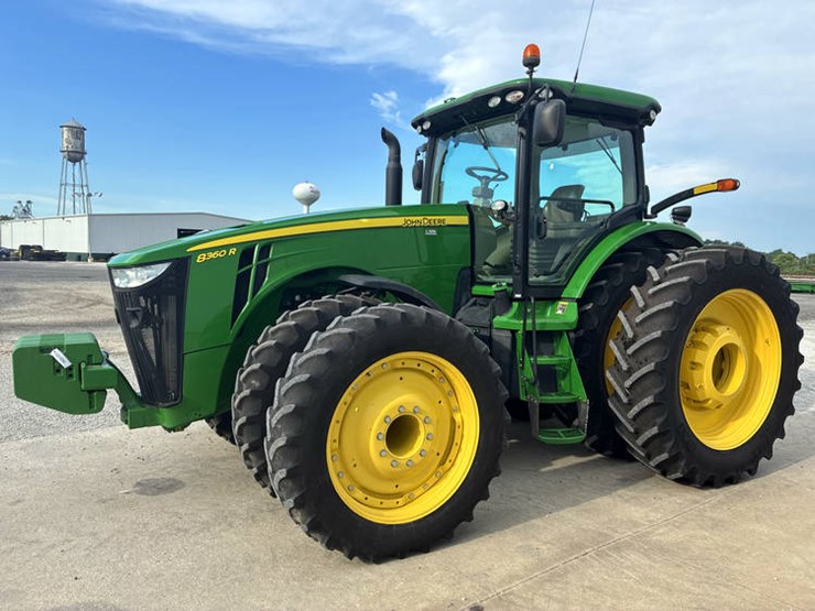 2012-john-deere-8360r-image-14