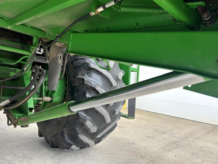2001-john-deere-9550-image-24