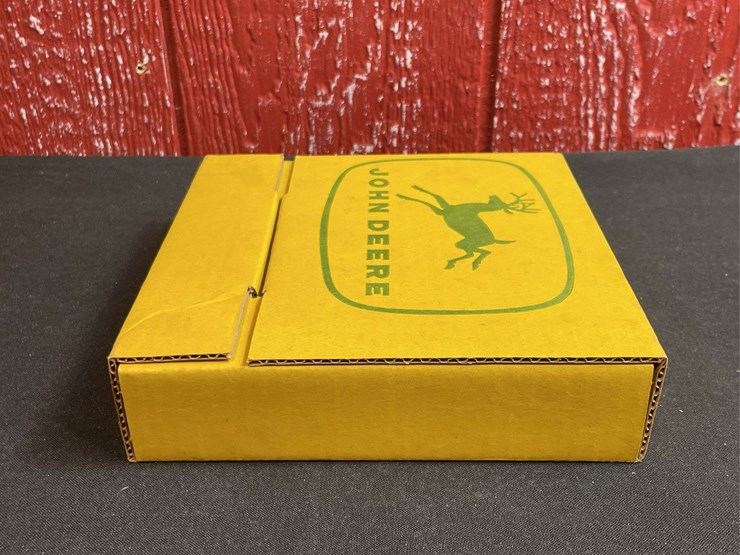 john-deere-3010-image-4