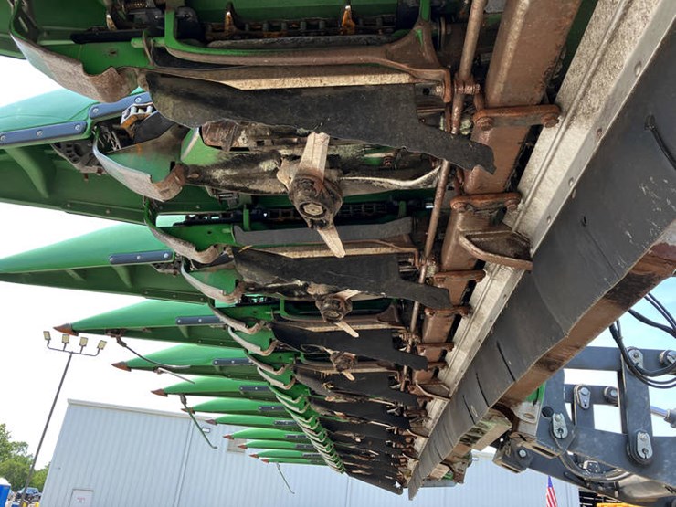 2013-john-deere-612c-image-17