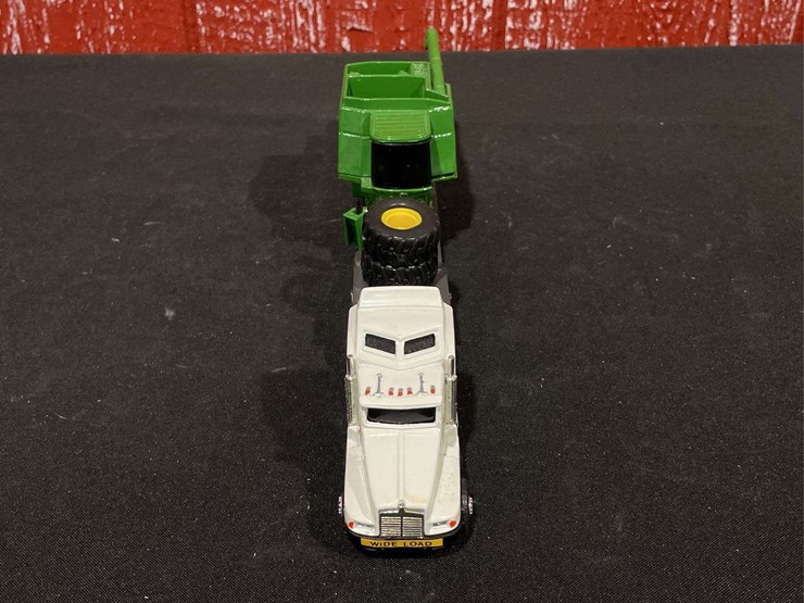 john-deere-64-image-10