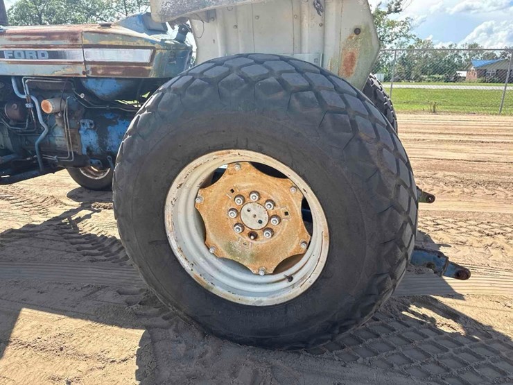 ford-6610-image-8
