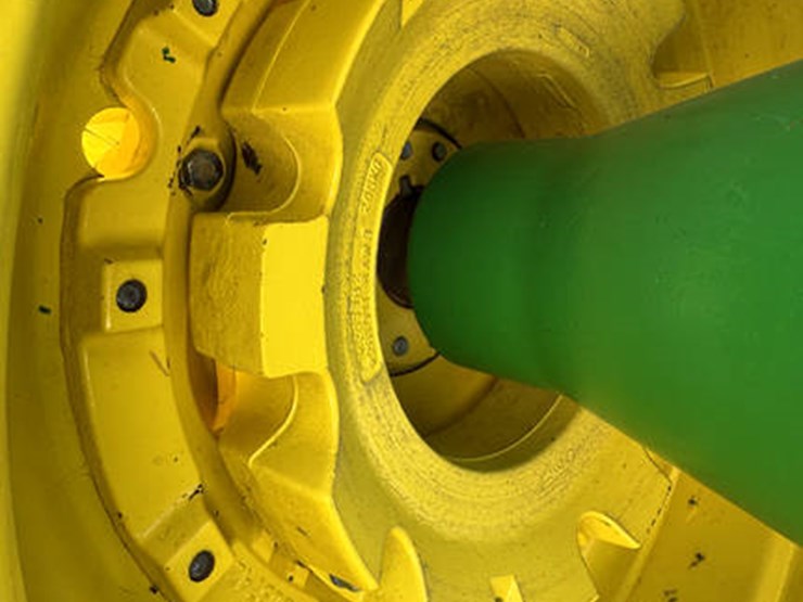 2017-john-deere-9570r-image-17