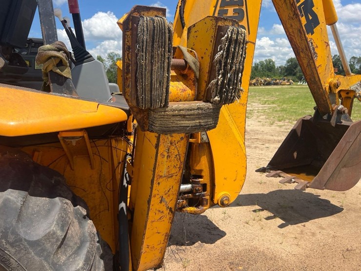 jcb-214-image-15