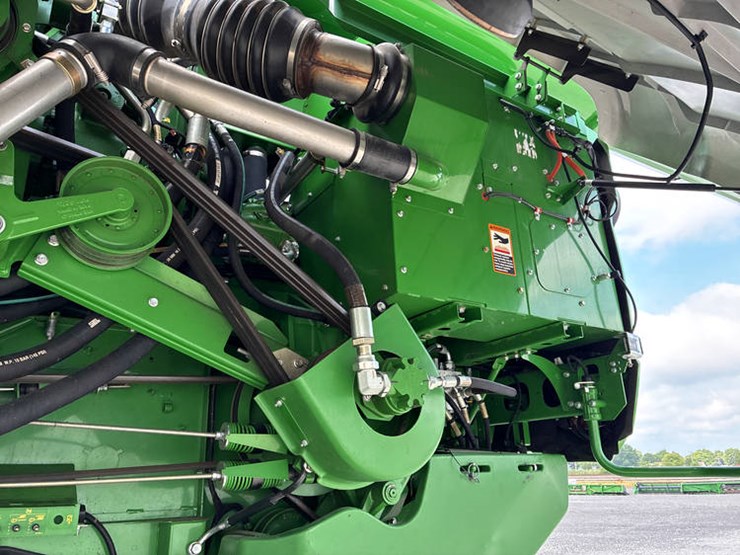 2015-john-deere-s680-image-63