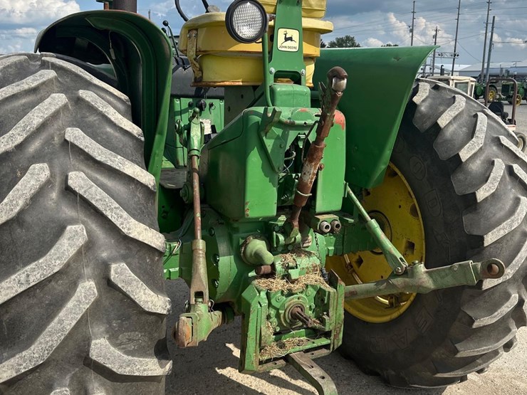john-deere-4020-image-13