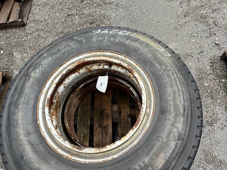 #113246-•-11.22.5-handcock-stoer-tires-image-11
