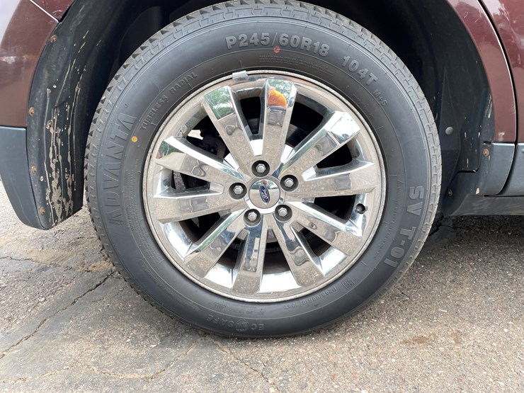 2010-ford-edge-image-42