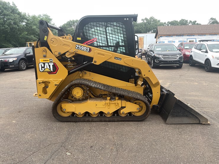 2019-caterpillar-259d3-image-7