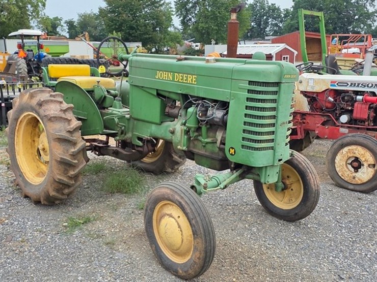 john-deere-m-image-1