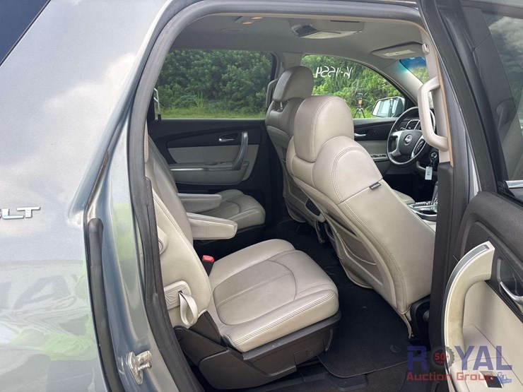 2007-gmc-acadia-image-19