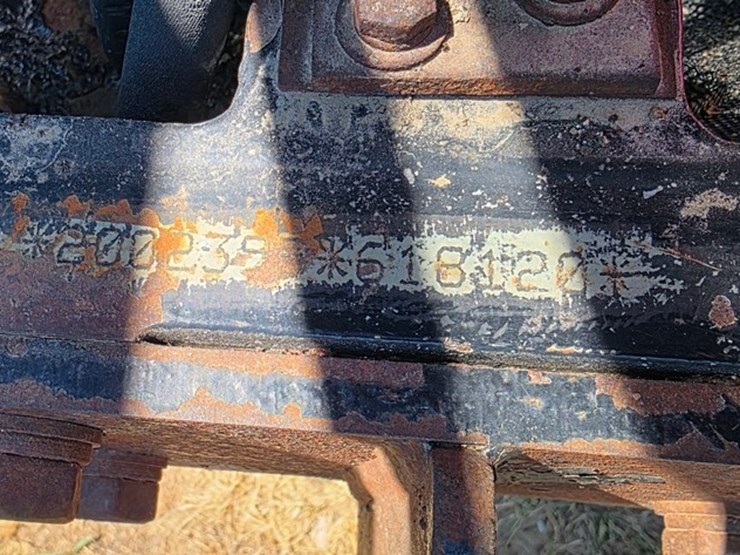 new-holland-ts100-image-70