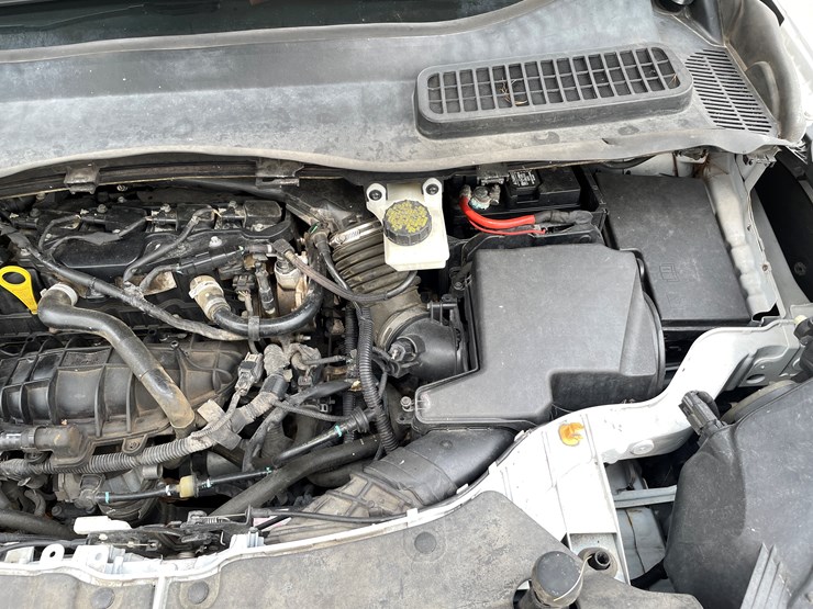 2015-ford-escape-se-image-50