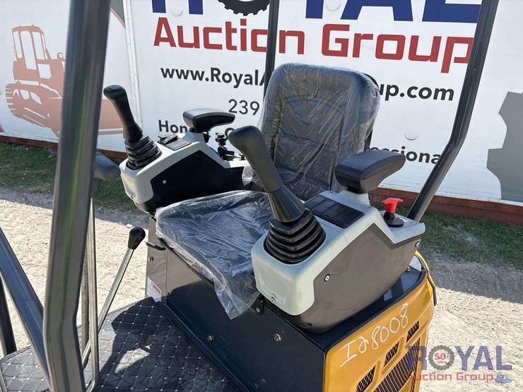 unused-2025-cfg-xz20r-mini-excavator-image-6