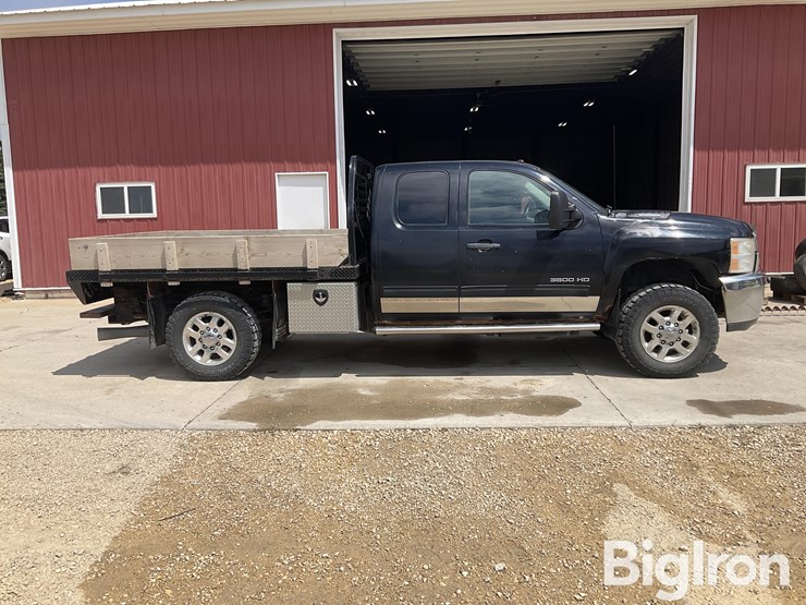 2011-chevrolet-silverado-3500hd-image-4