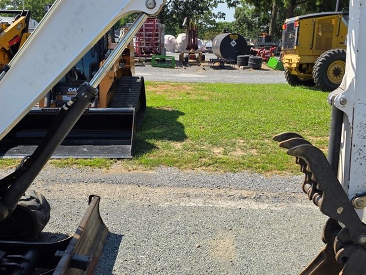2020-bobcat-e35i-image-32