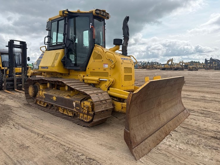 2021-komatsu-d51ex-24-image-4