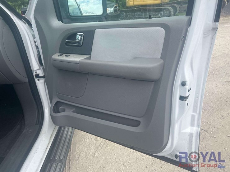 2006-ford-expedition-image-20