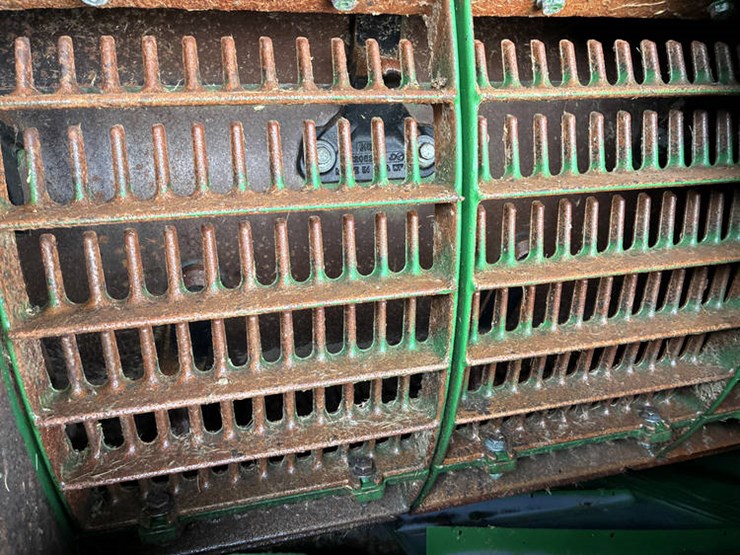 2013-john-deere-s690-image-69