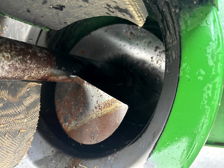 2001-john-deere-9550-image-70