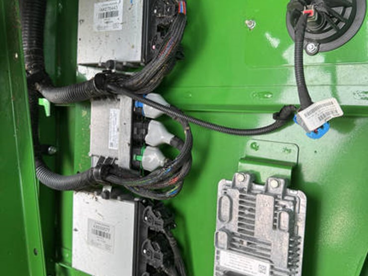 2022-john-deere-s780-image-44