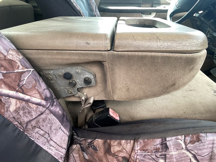 2002-ford-f350-xlt-image-30
