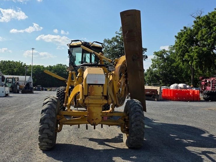 2009-caterpillar-140m-vhp-image-91