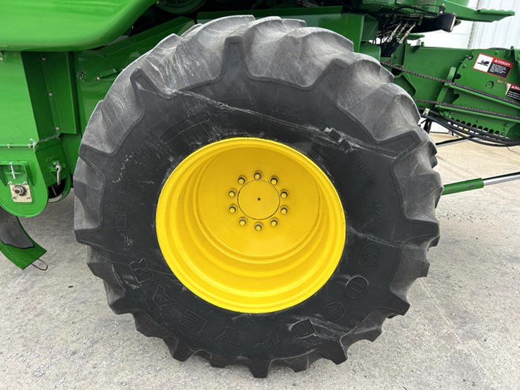 2001-john-deere-9550-image-33