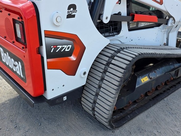 2023-bobcat-t770-image-18