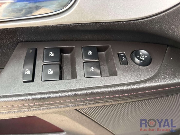 2015-chevrolet-equinox-image-9