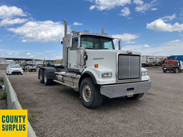 2015-western-star-4900-image-15