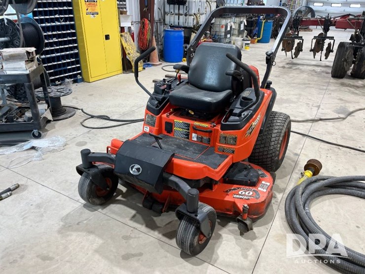 kubota-zd326-image-2