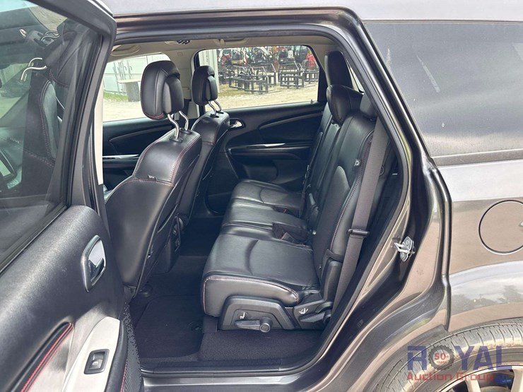 2019-dodge-journey-image-18
