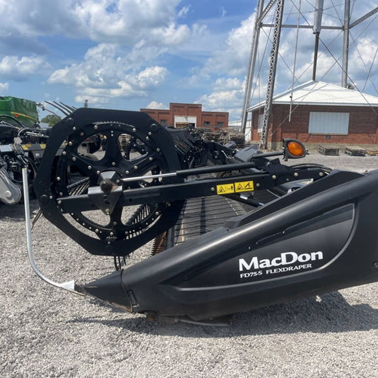 2016 MAC DON FD75