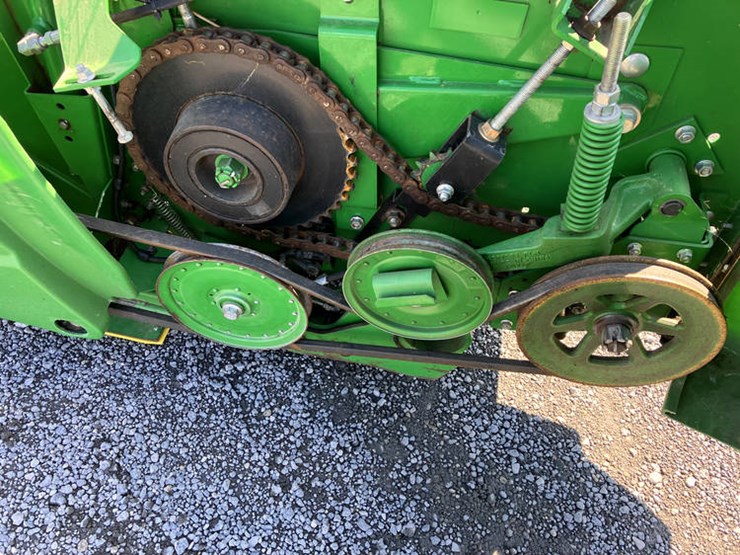 2015-john-deere-635f-image-9