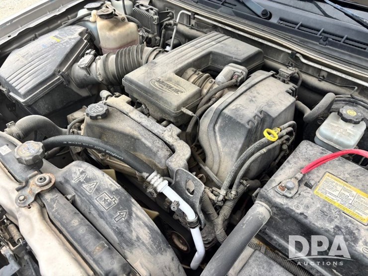 2004-chevrolet-colorado-ls-image-46