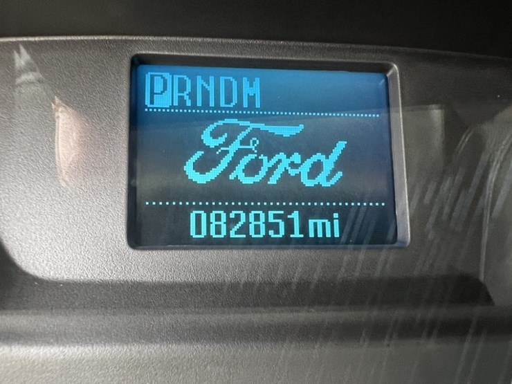 2015-ford-transit-image-25
